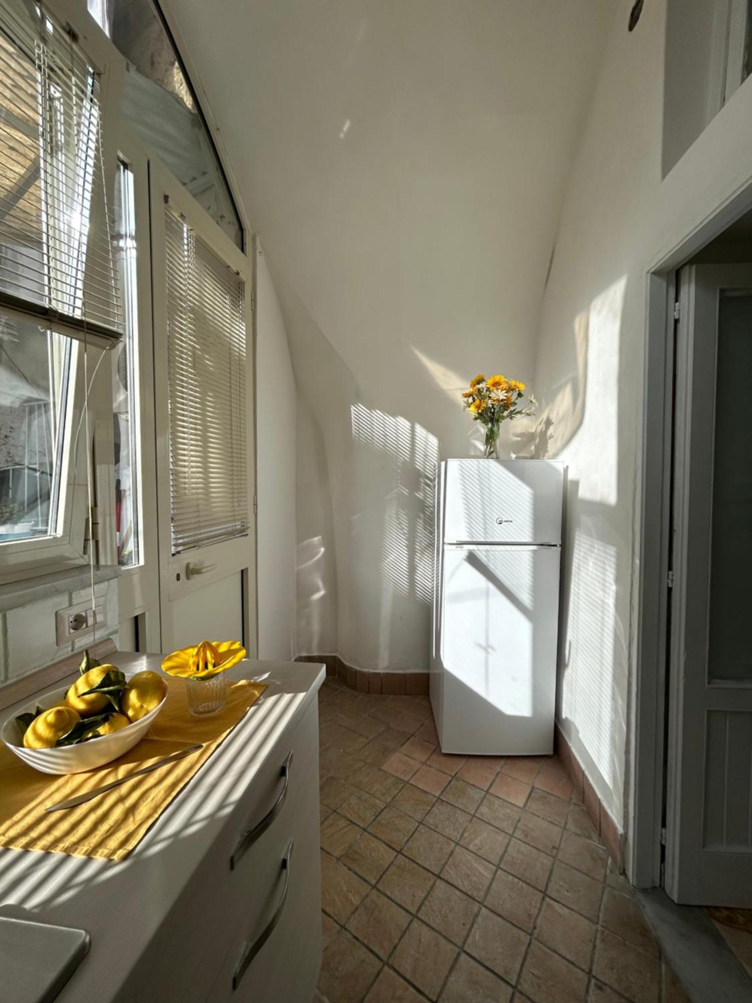 Casa Maria Rosa - Seaside Apartment Sorrento Exterior foto
